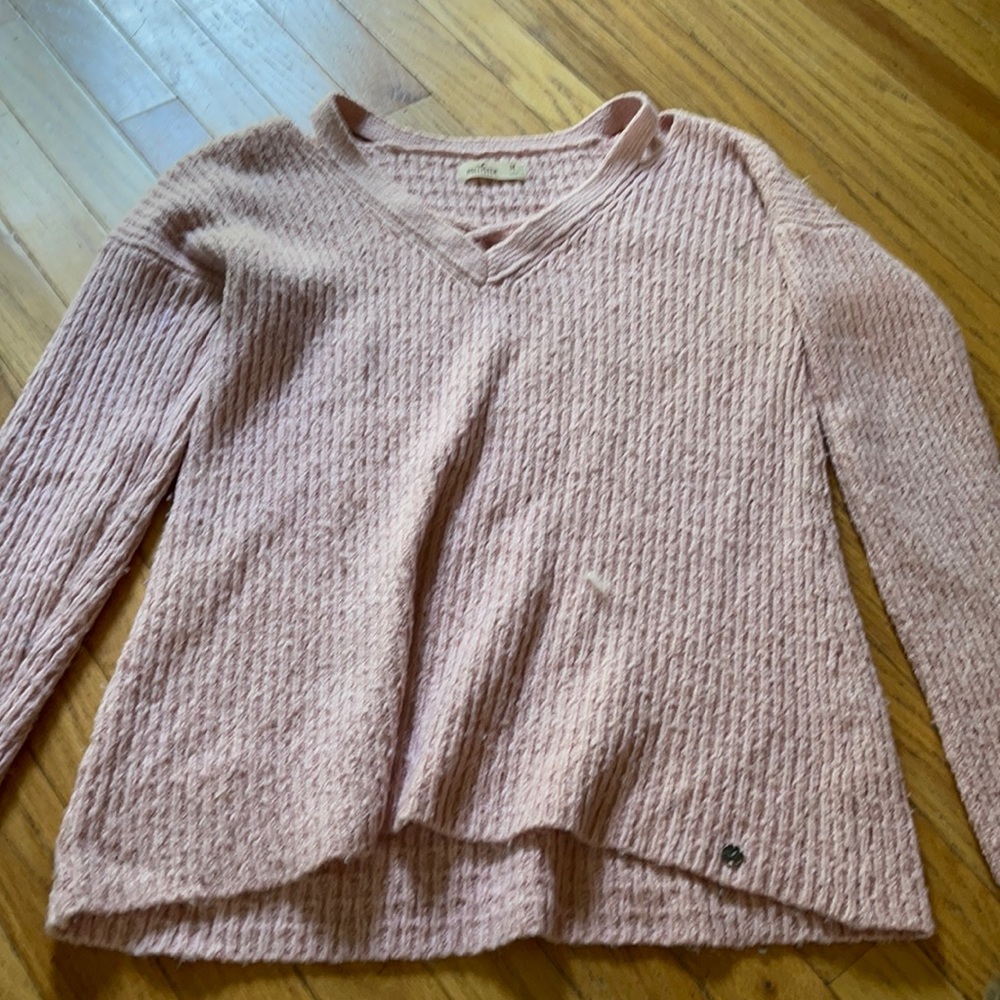 hollister pink sweater